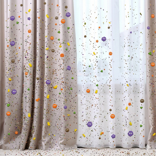 汚れたカーテン